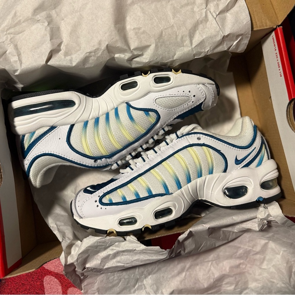 Air Max Tailwind 4 (W)
'Green Abyss'